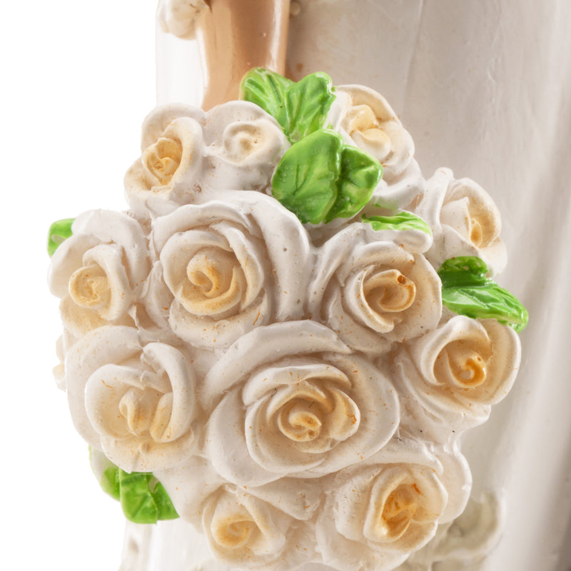 Kissing Couple With Flowers 18cm