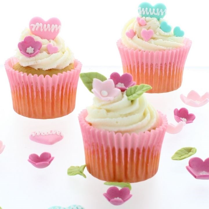 Pink Flower And Leaves - 16 Pieces